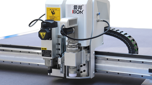 振動(dòng)刀雙頭切割機(jī)